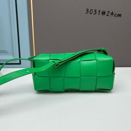 보테가베네타 브릭 카세트백 24cm [그린]