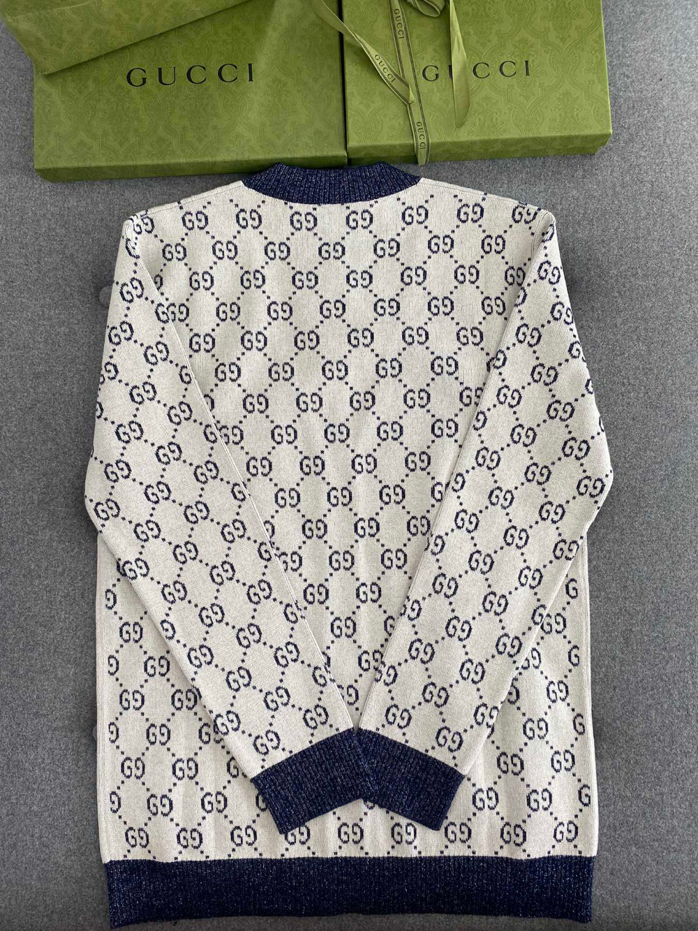 카디건 화이트 색상 이미지-S126L15